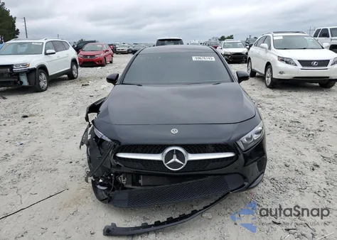 2019 Mercedes-Benz A 220 z USA, uszkodzony, nr VIN WDD3G4EB8KW026488